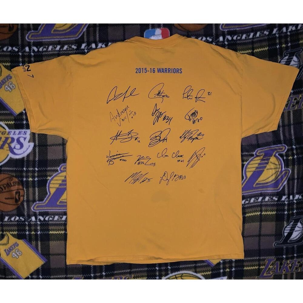 Rare 2015-16 Golden State Warriors Nba Final Team Signature Shirt